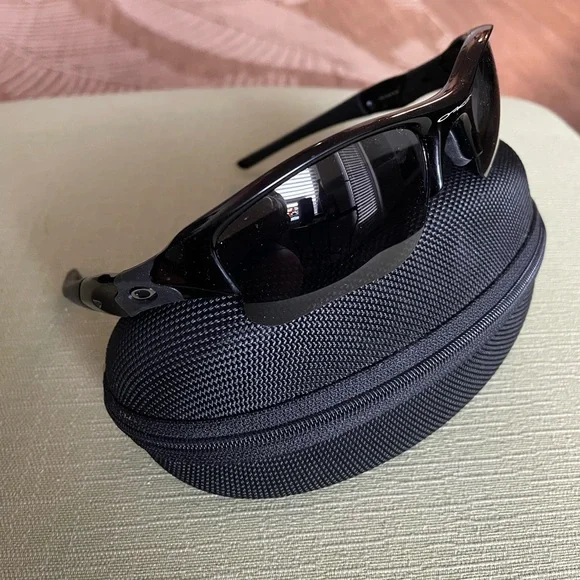 Oakley Polarized Flak 12-903 Polished Black Men's Sunglasses & Zip Case